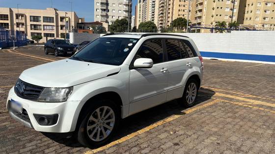 SUZUKI GRAND VITARA 2.0 4X2 16V GASOLINA 4P AUTOMÁTICO SUZUKI GRAND VITARA 2.0 4X2 16V GASOLINA 4P AUTOMÁTICO